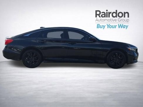 Used 2018 Honda Accord LX image 9