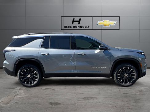 New 2026 Chevrolet Traverse LT w/ Sun and Wheel Package AWD/4WD image 6