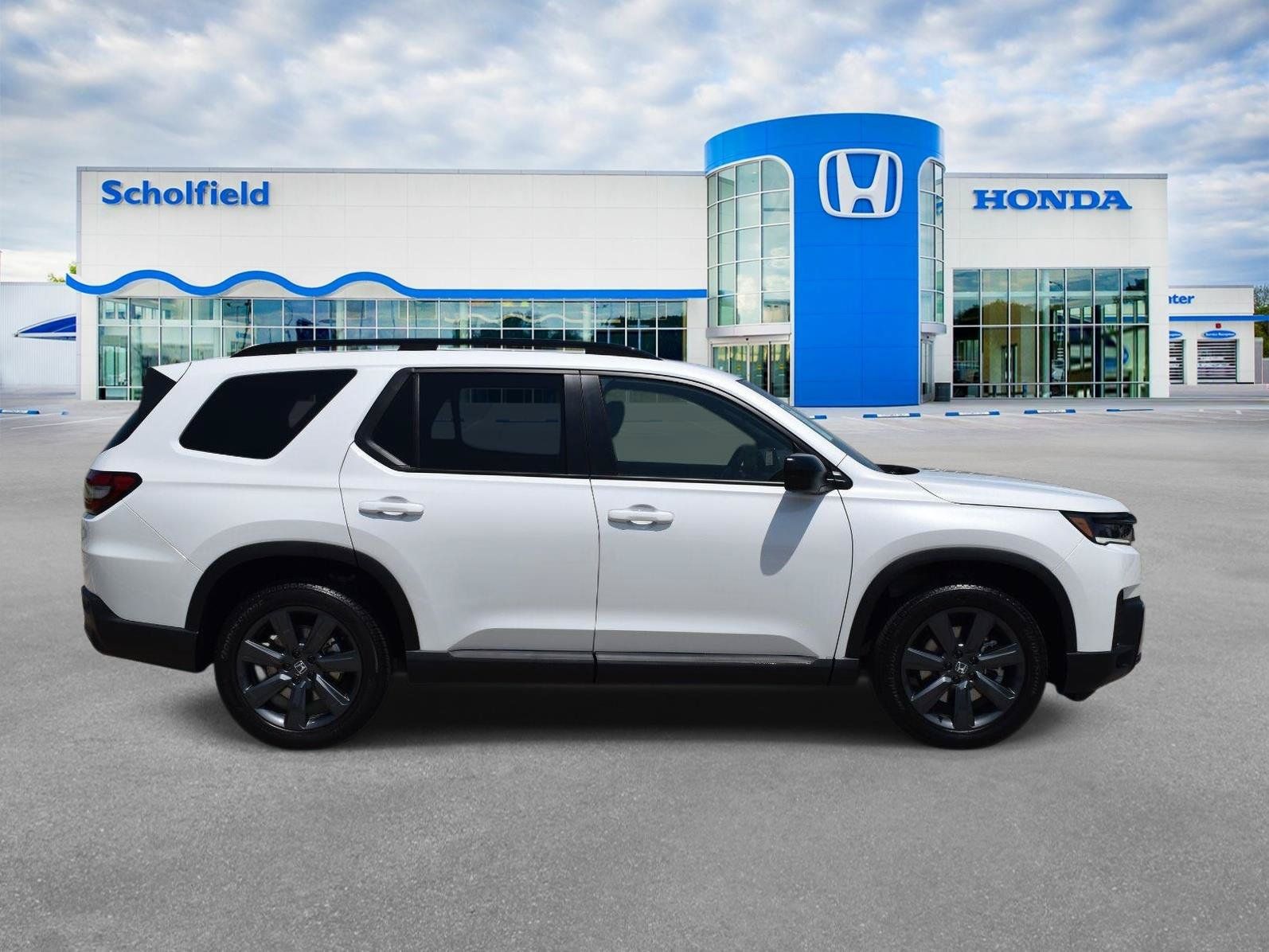 New 2026 Honda Pilot Sport image 2