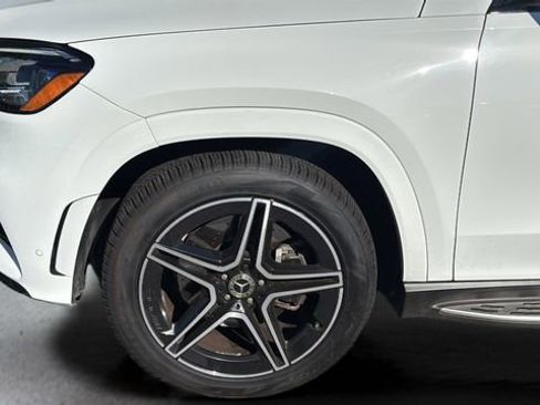 Used 2022 Mercedes-Benz GLS 450 4MATIC image 37