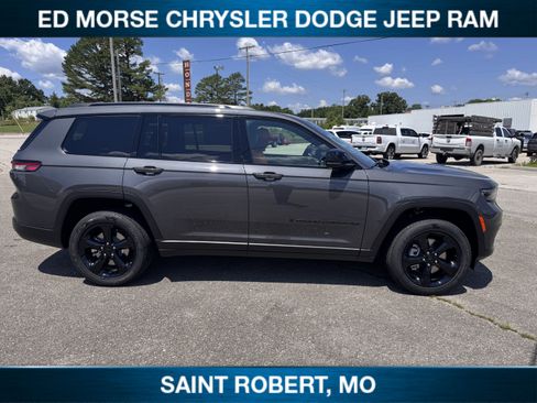 New 2025 Jeep Grand Cherokee L Altitude AWD/4WD image 7