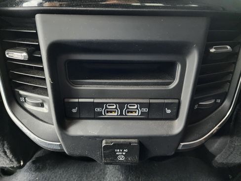 Used 2022 RAM 3500 Laramie image 43