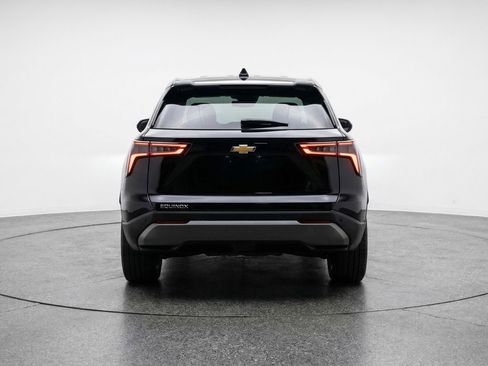 Used 2025 Chevrolet Equinox LT FWD image 7