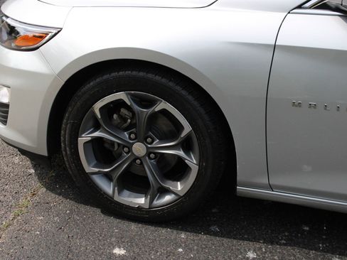 Used 2021 Chevrolet Malibu LT FWD image 8