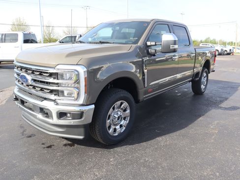 New 2026 Ford F250 King Ranch w/ Chrome Package AWD/4WD image 11