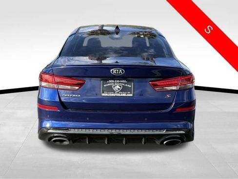 Used 2019 Kia Optima S image 3
