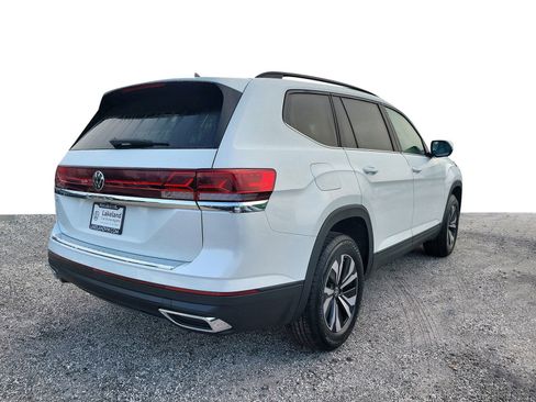 New 2026 Volkswagen Atlas SE FWD image 6