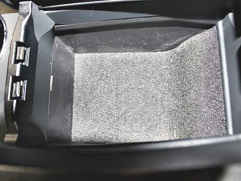 Used 2010 Mercedes-Benz C 300 C 300 Sport Sedan 4D image 24