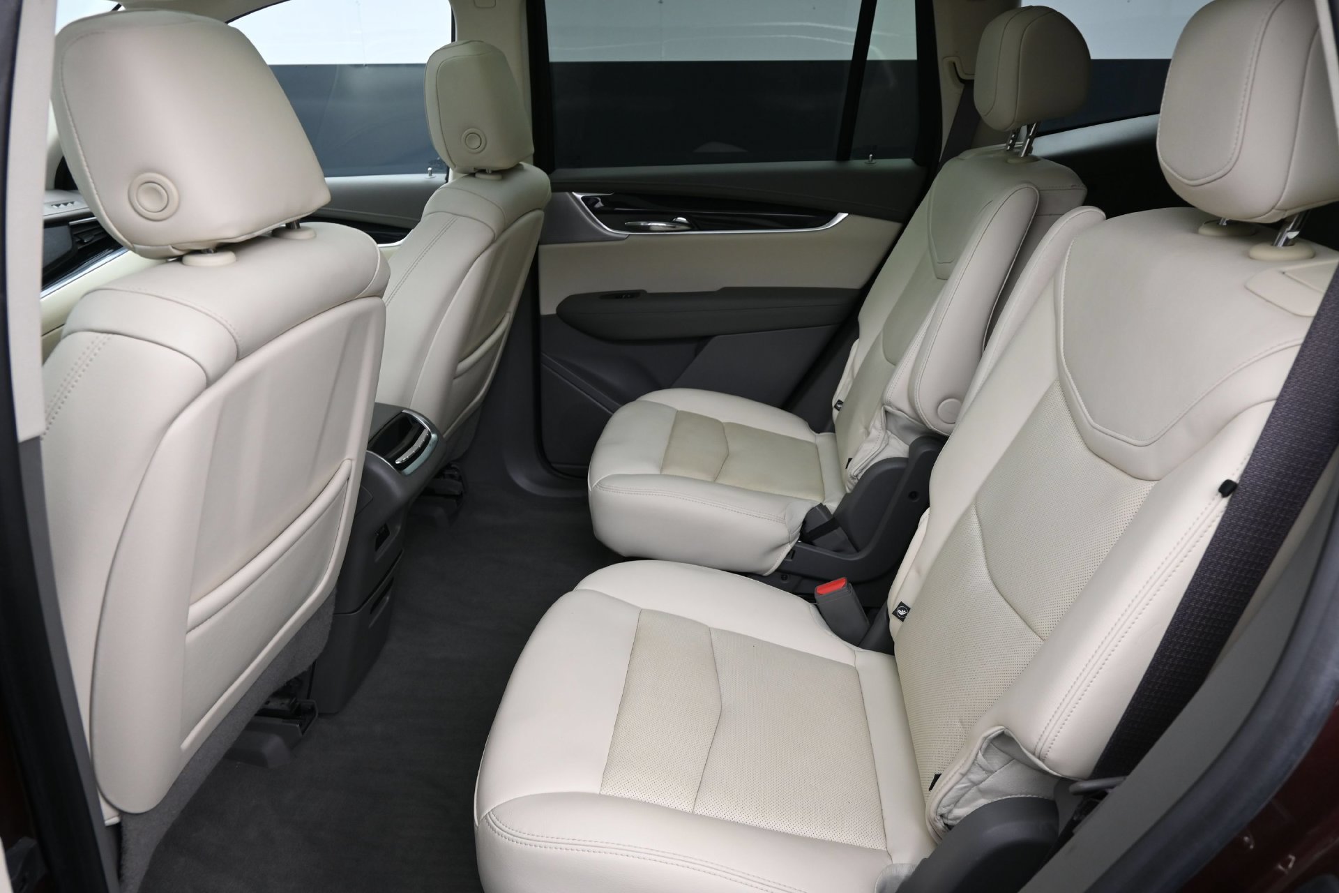 Used 2022 Cadillac XT6 Premium Luxury FWD image 25
