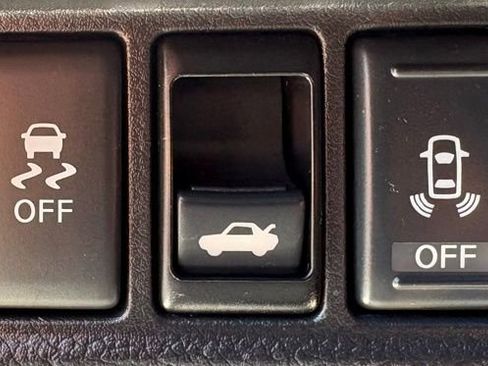 Used 2014 INFINITI Q60 AWD Coupe w/ Premium Package image 15