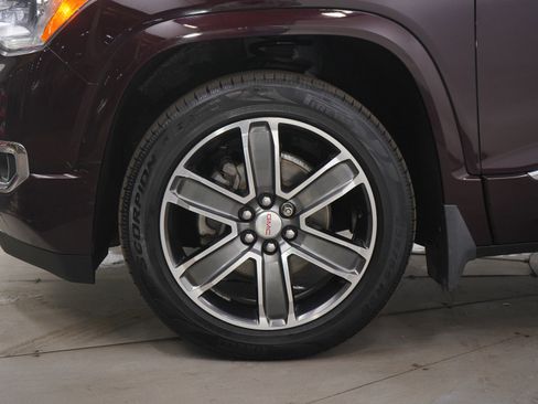 Used 2018 GMC Acadia Denali w/ Technology Package image 31