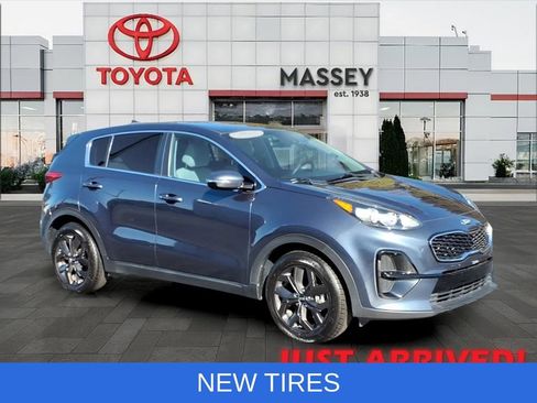Used 2022 Kia Sportage LX w/ LX FWD Value Edition Package image 1