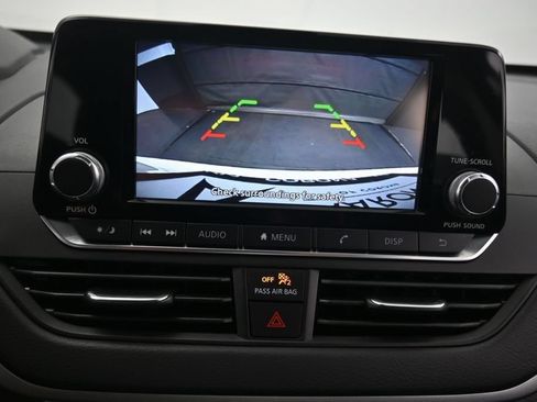 Used 2023 Nissan Altima 2.5 S FWD image 18