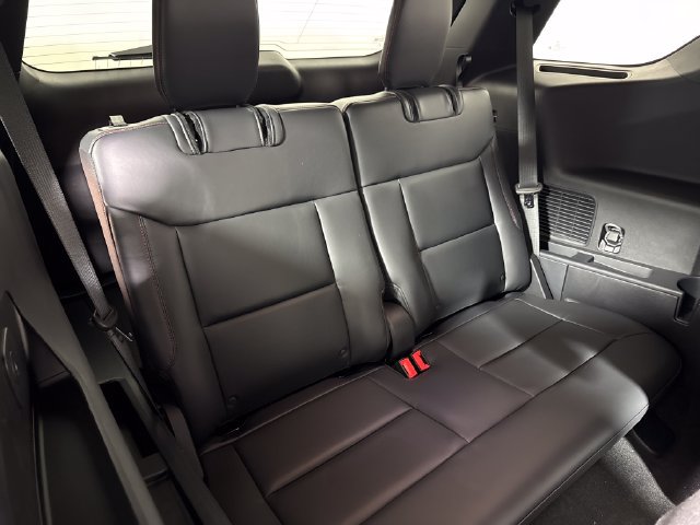 New 2026 Ford Explorer ST-Line w/ ST-Line Street Pack AWD/4WD image 17