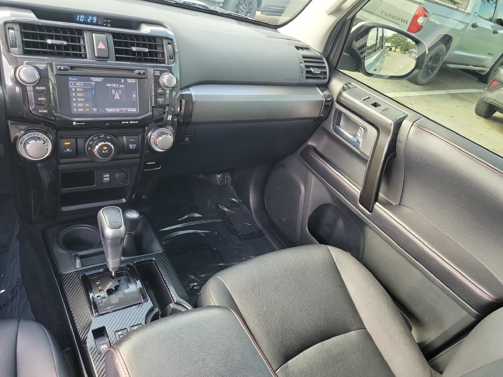 Used 2017 Toyota 4Runner TRD Off-Road Premium AWD/4WD image 28