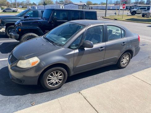 Used 2012 Suzuki SX4 LE image 1