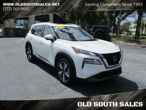 Used 2021 Nissan Rogue SL image 1