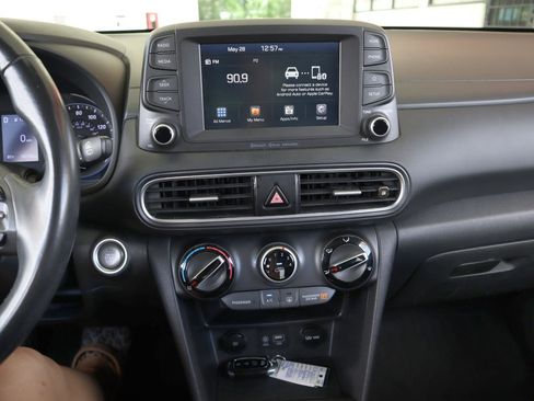 Used 2020 Hyundai Kona SEL FWD image 43