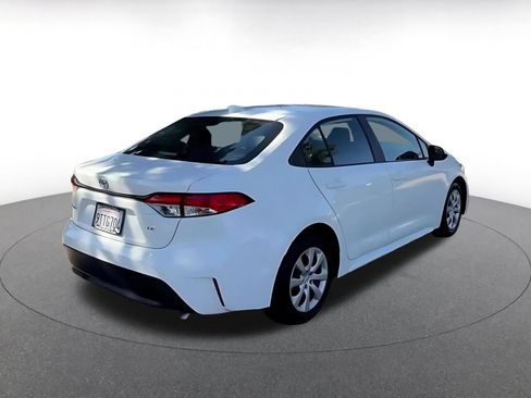 Used 2025 Toyota Corolla LE FWD image 14
