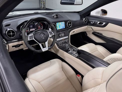 Used 2013 Mercedes-Benz SL 63 AMG image 30