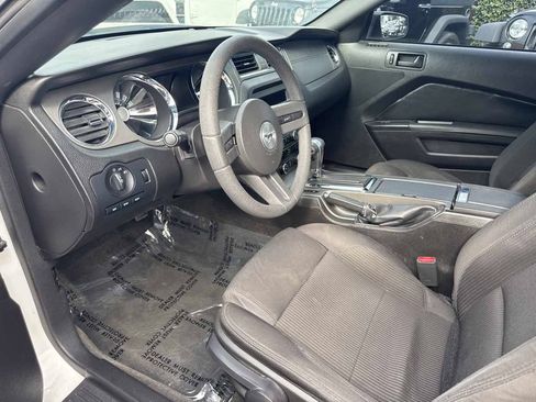 Used 2012 Ford Mustang Coupe RWD image 13