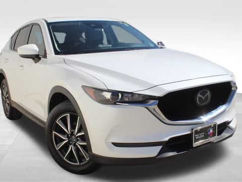 Used 2018 MAZDA CX-5 Touring w/ Preferred Equipment Package image 3