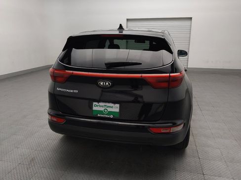 Used 2017 Kia Sportage LX FWD image 7