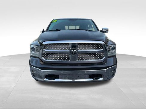 Used 2017 RAM 1500 Laramie w/ Convenience Group AWD/4WD image 2