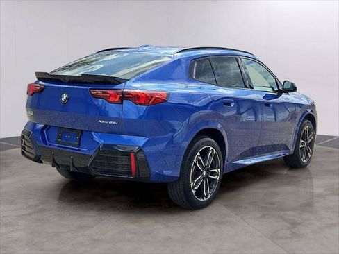 Used 2025 BMW X2 xDrive28i w/ Technology Package AWD/4WD image 7