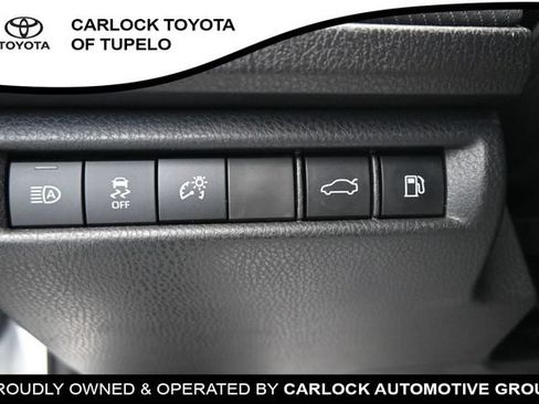 Used 2026 Toyota Camry SE FWD image 22