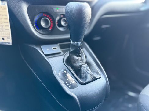 Used 2021 RAM ProMaster City Tradesman SLT image 18