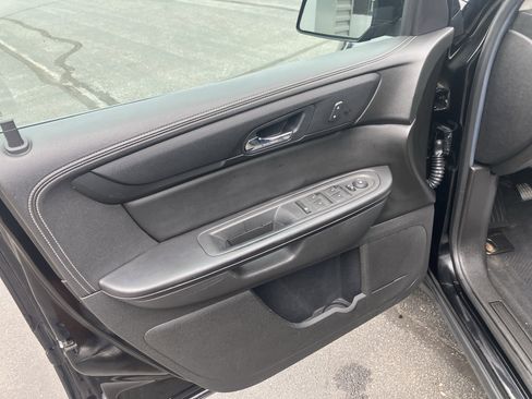 Used 2016 Chevrolet Traverse LT AWD/4WD image 17