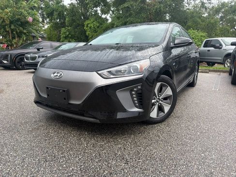 Used 2019 Hyundai Ioniq Electric FWD image 2