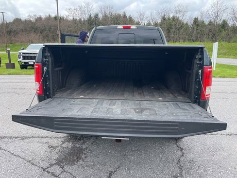 Used 2016 Ford F150 XLT w/ Equipment Group 302A Luxury AWD/4WD image 17