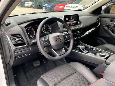 Certified 2025 Nissan Rogue SV w/ Rock Creek Premium Package image 16