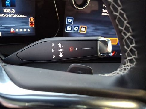 Used 2024 Chevrolet Traverse LT image 16