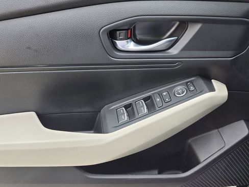 Used 2025 Honda Accord LX image 26