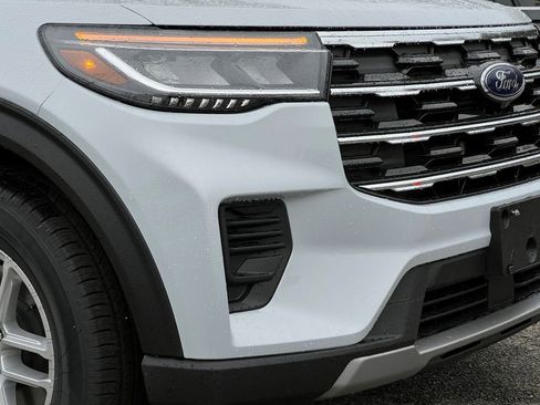 New 2026 Ford Explorer Active image 2