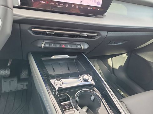 New 2026 Audi Q3 quattro 2.0T AWD/4WD image 14