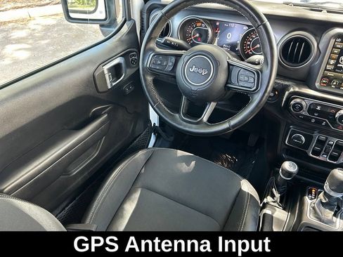 Used 2021 Jeep Wrangler Unlimited Sport AWD/4WD image 9