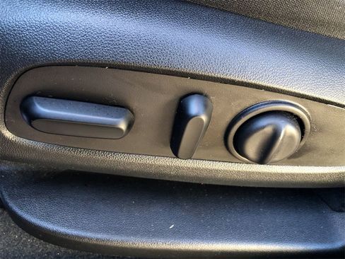 Used 2023 Chevrolet Blazer LT w/ Convenience Package image 12