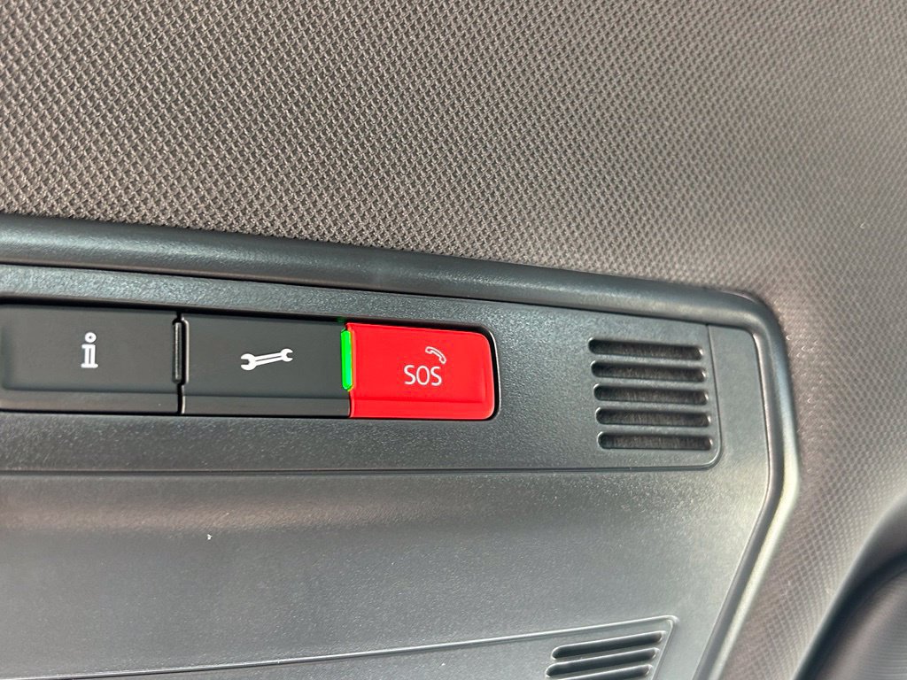 Certified 2024 Volkswagen Jetta Sport FWD image 33