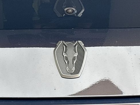 Used 2025 Ford Mustang Dark Horse image 9