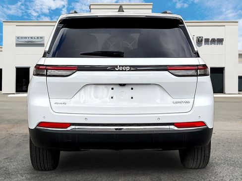 Certified 2023 Jeep Grand Cherokee Limited image 4