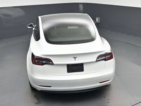 Used 2023 Tesla Model 3 Standard Range RWD image 23