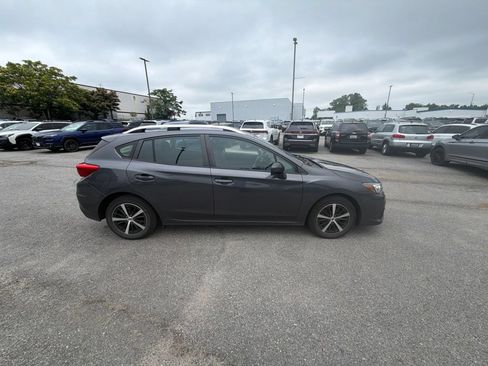 Used 2022 Subaru Impreza Premium AWD/4WD image 4
