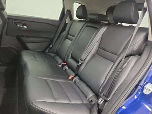 Certified 2025 Nissan Rogue SL FWD image 11