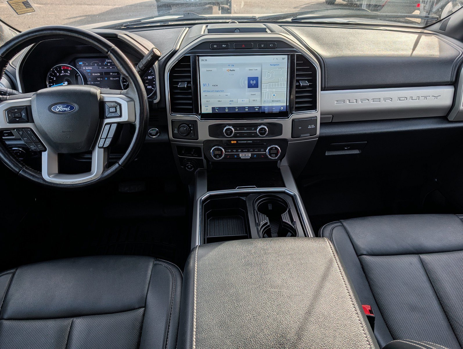 Used 2022 Ford F350 Lariat w/ Lariat Ultimate Package AWD/4WD image 19