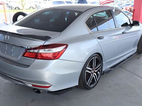 Used 2016 Honda Accord Sport image 5