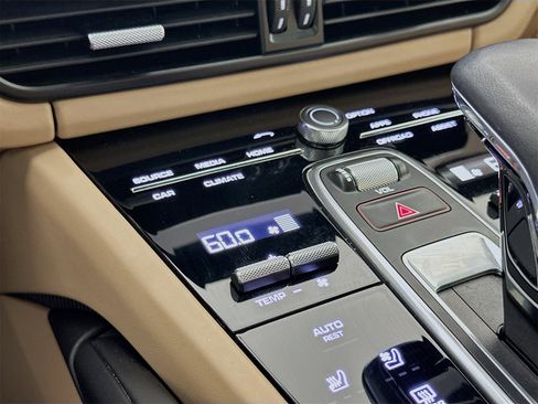 Used 2023 Porsche Cayenne S image 17